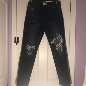 Abercrombie&Fitch Ripped Boyfriend Straight Jeans